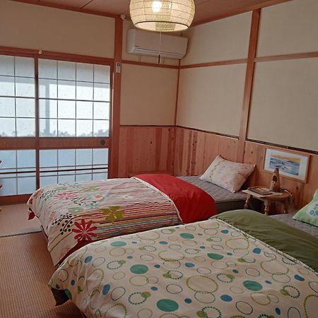 Shimanami Kaido Sekisho no Yado Pompoko Bed & Breakfast Imabari Bagian luar foto